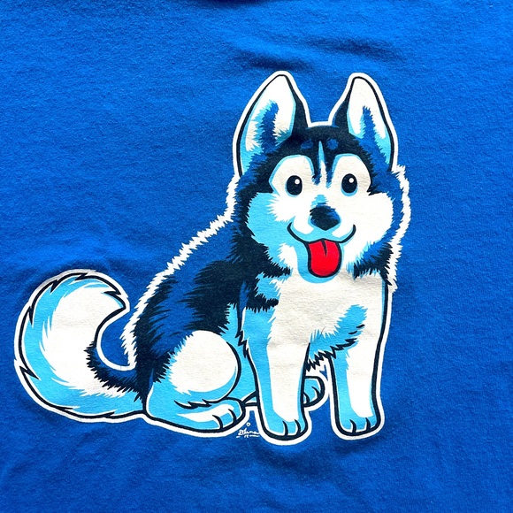 Medium Blue Gildan Husky Puppy T-shirt - Picture 1 of 3